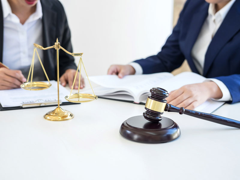 律师事务所:法律界的灯塔